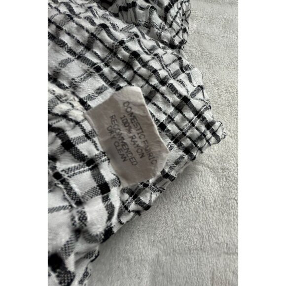 Carole Tomkins The Big Shirt Black White Plaid Crinkle Button Up Shirt Size 2 - Picture 8 of 8